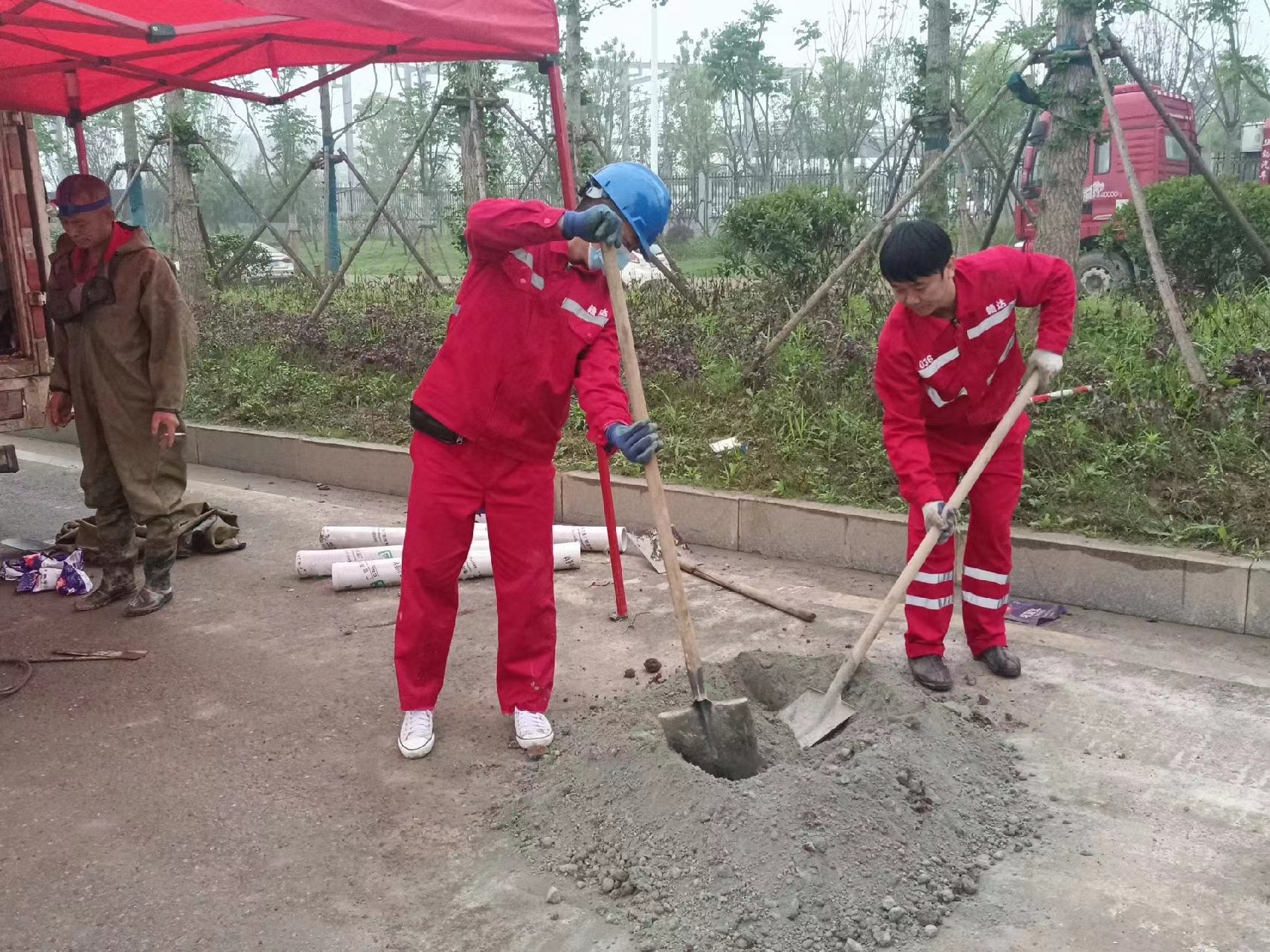 云阳管道疏通哪家好】及时进行市政管道清淤